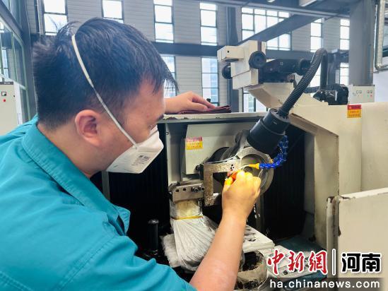 鄭州高新區(qū)超硬材料頭部企業(yè)何以“技”贏市場——深度解析技術(shù)服務(wù)驅(qū)動(dòng)發(fā)展